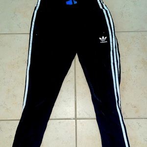 Adidas joggers, medium